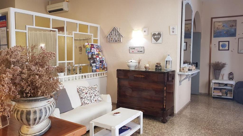 Hotel Maeva ,1 Star B&B Lloret de Mar Kültér fotó