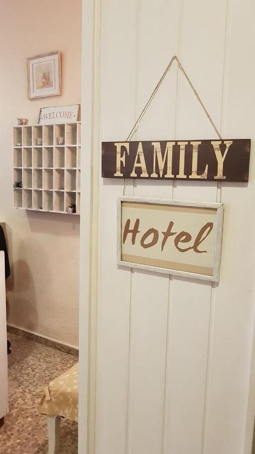 Hotel Maeva ,1 Star B&B Lloret de Mar Kültér fotó